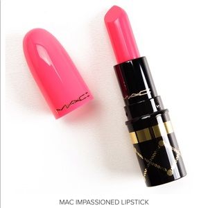 MAC Holiday Mini Lipstick in Impassioned